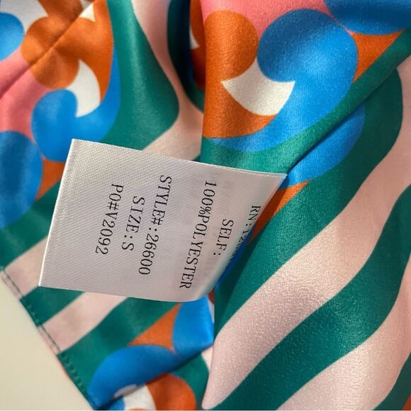 GoodTime USA Retro-Inspired Wrap Crop Top NWT Size S - Picture 4 of 10